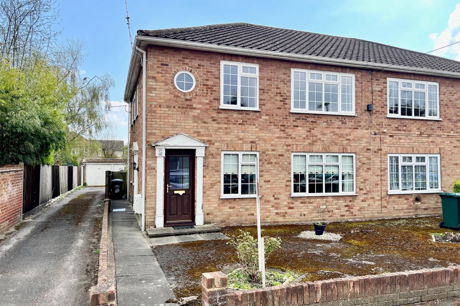 Sidney Road, StainesuponThames, Surrey, TW18 Nevin And Wells